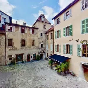 De Charme Au Coeur De La Vieille Appartement